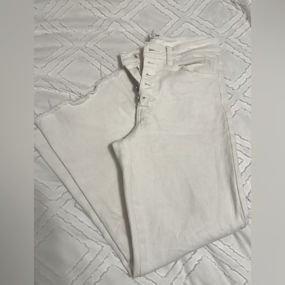 White ankle cropped jeans